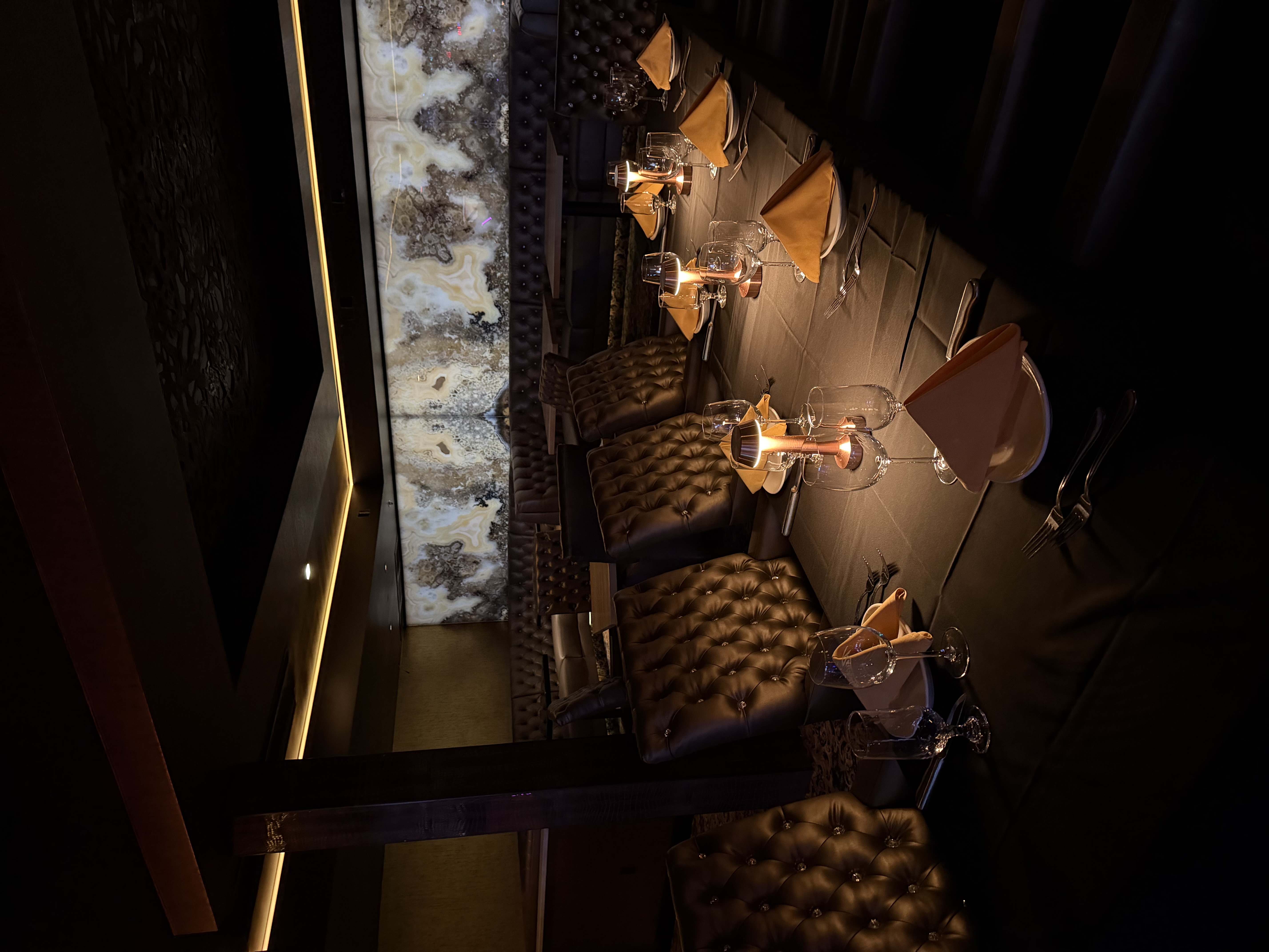 Rachel's Dining Room Seating & Showroom Proximity
